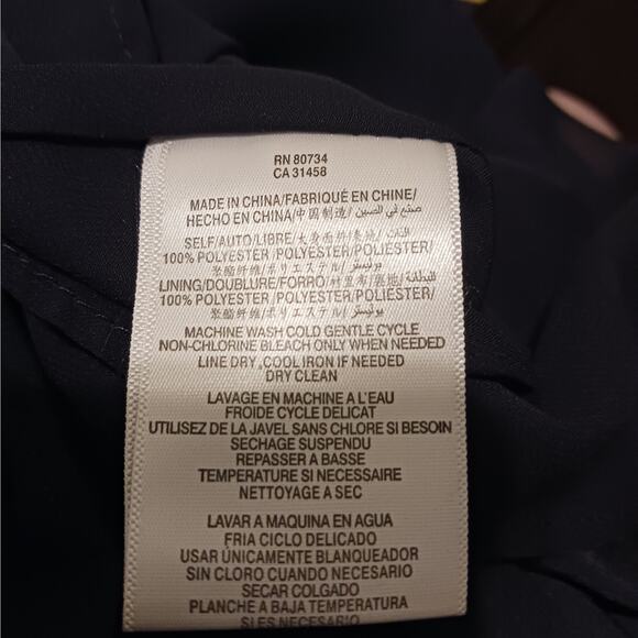 BCBGeneration Black Ruffled Wrap Dress with Pockets NWOT - Picture 10 of 11